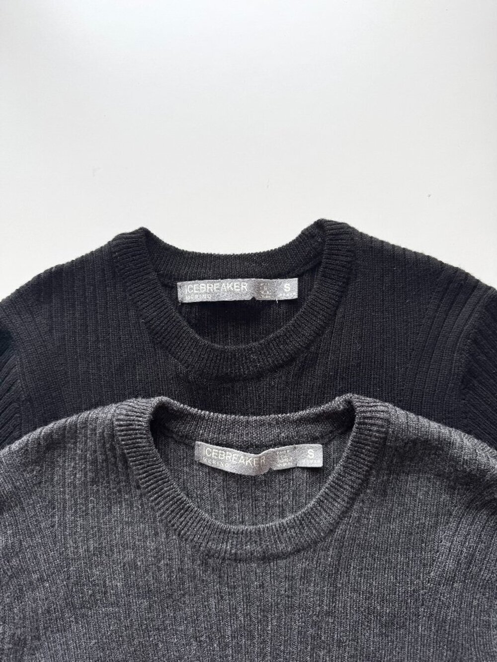 Lot of 2 ICEBREAKER Valley 100% Wool Ribbed Knit Baselayer Slim Sweaters